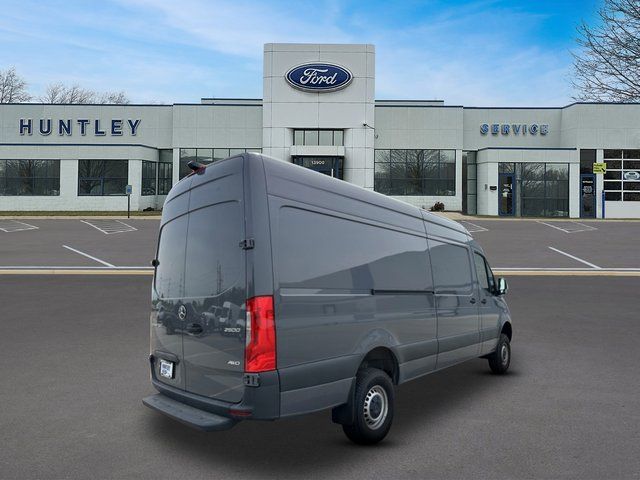 2024 Mercedes-Benz Sprinter 2500 Cargo 170 WB Van