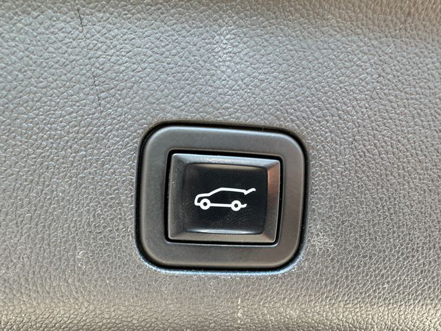 2023 GMC Yukon Denali Ultimate SUV