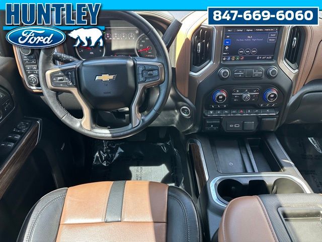 2022 Chevrolet Silverado 3500 HD High Country Truck Crew Cab