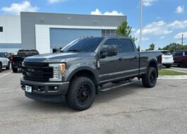 2017 Ford F-250 Platinum Truck Crew Cab