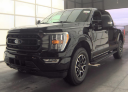 2023 Ford F-150 XLT Truck SuperCrew Cab