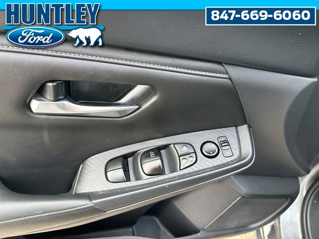 2025 Nissan Sentra SV Sedan