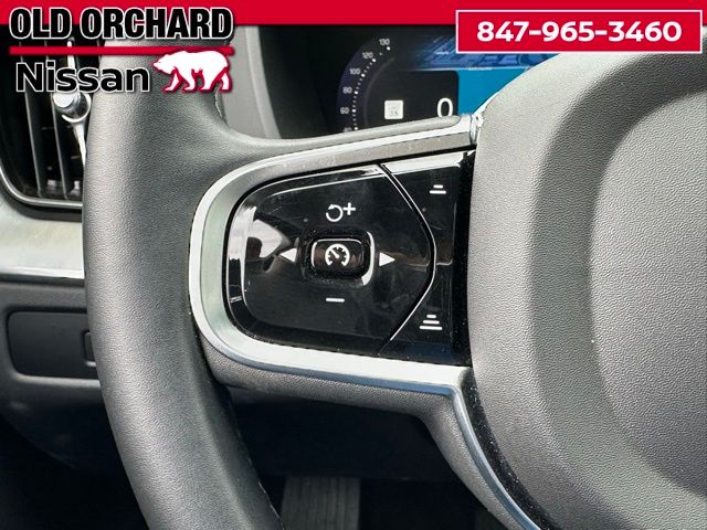 2025 Volvo XC60 B5 Plus SUV