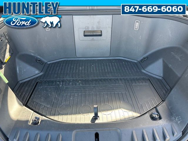 2023 Ford F-150 Lightning Lariat Truck SuperCrew Cab