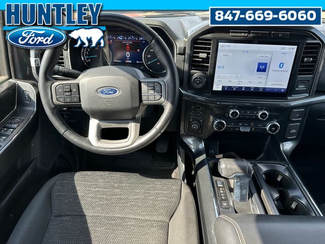 2022 Ford F-150 XLT Truck SuperCrew Cab