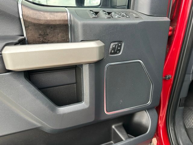 2022 Ford F-250 Lariat Truck Crew Cab