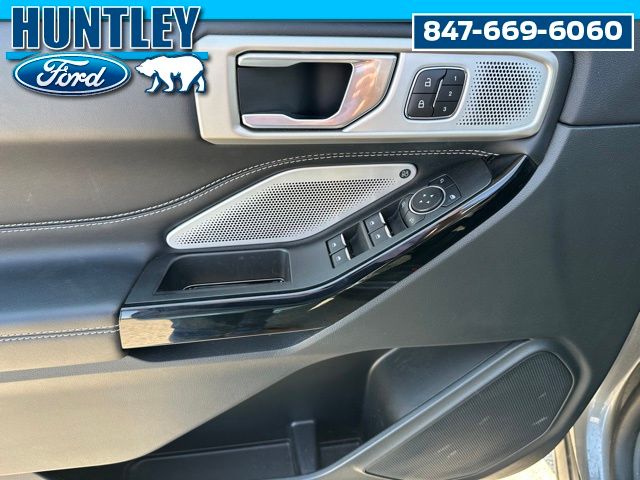 2023 Ford Explorer ST SUV