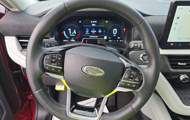 2025 Ford Explorer Platinum SUV