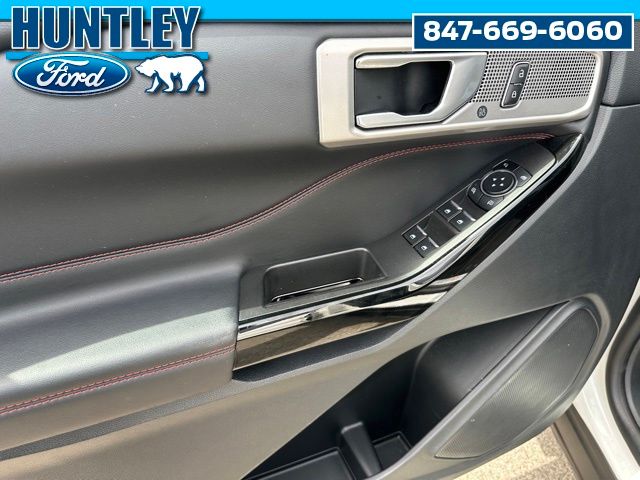 2023 Ford Explorer ST-Line SUV