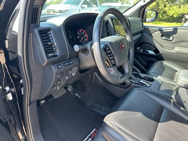 2022 Nissan Frontier PRO-4X Truck Crew Cab