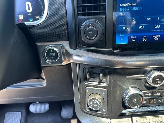 2023 Ford F-150 Raptor Truck SuperCrew Cab