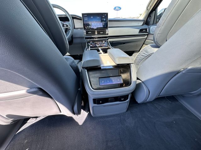 2022 Lincoln Navigator Black Label SUV