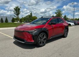 2024 Toyota bZ4X Limited SUV