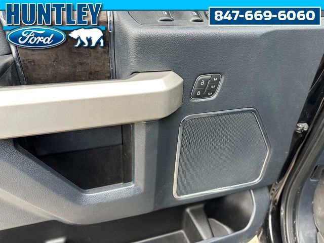 2022 Ford F-250 Lariat Truck Crew Cab