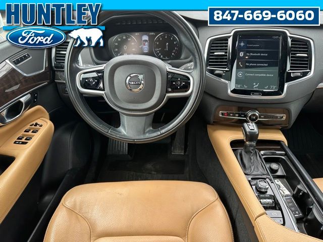 2018 Volvo XC90 T5 Momentum SUV