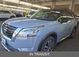 2022 Nissan Pathfinder Platinum SUV