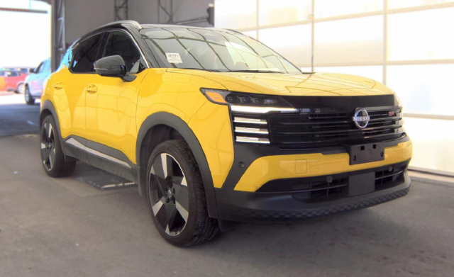2025 Nissan Kicks SR SUV