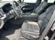 2025 Volvo XC60 B5 Core SUV