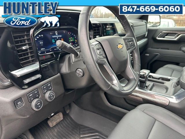 2025 Chevrolet Silverado 1500 LTZ Truck Crew Cab