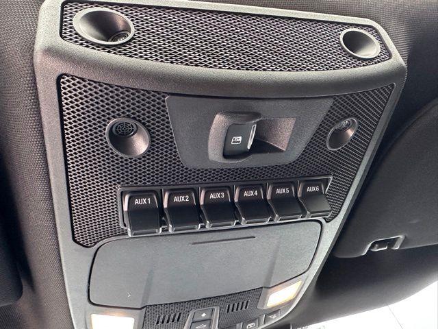 2022 Ford F-250 Lariat Truck Crew Cab