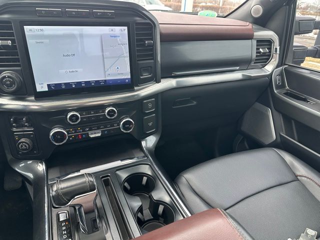 2022 Ford F-150 Lariat Truck SuperCrew Cab