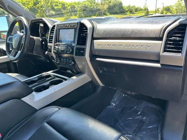 2021 Ford F-250 Lariat Truck Crew Cab