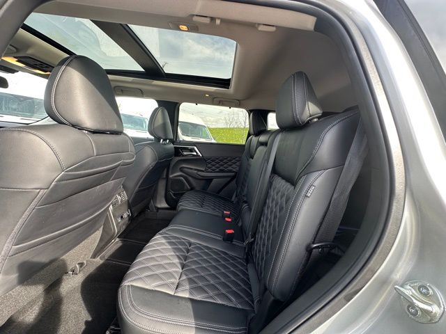 2024 Mitsubishi Outlander PHEV SUV