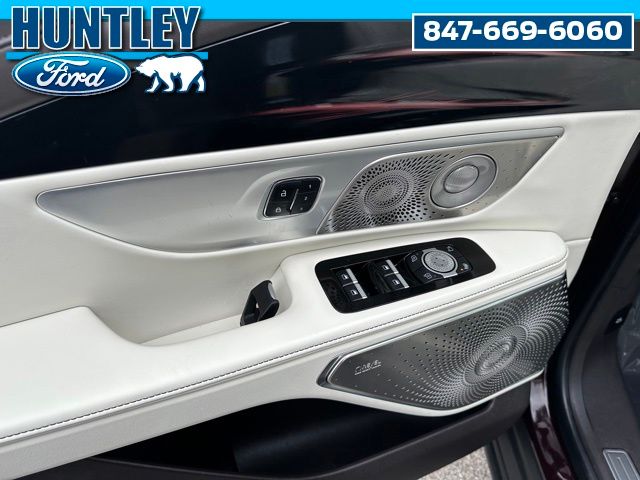 2025 Lincoln Nautilus Black Label SUV