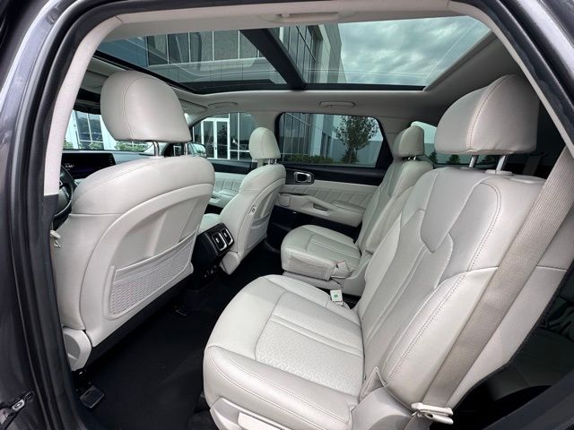 2023 Kia Sorento Hybrid EX SUV