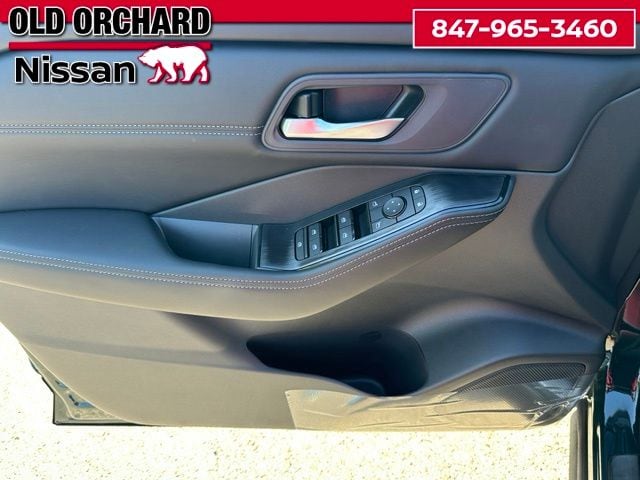 2026 Nissan Rogue Dark Armor SUV