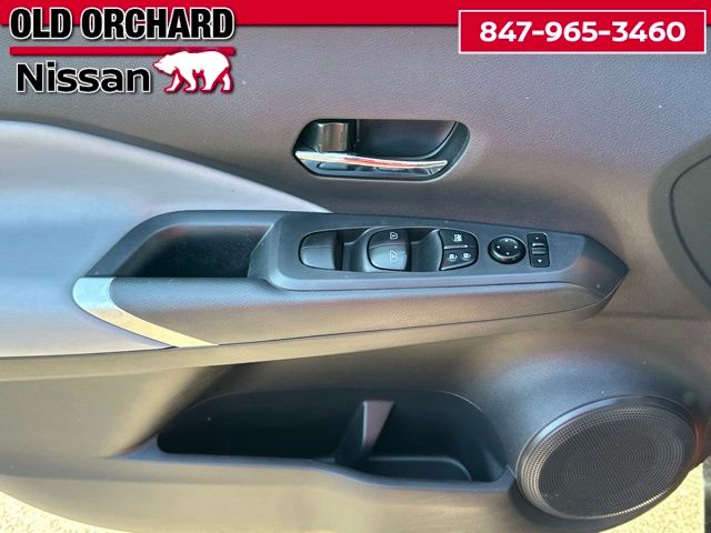 2022 Nissan Kicks SR SUV