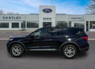 2023 Ford Explorer XLT SUV