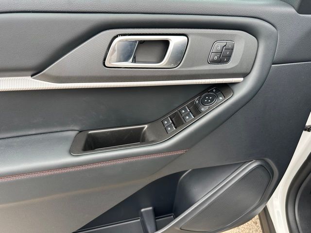 2025 Ford Explorer ST SUV