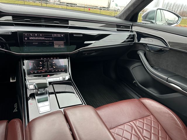 2021 Audi S8 4.0T Sedan