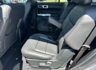 2024 Ford Explorer XLT SUV