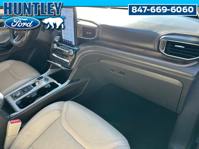 2022 Ford Explorer Platinum SUV