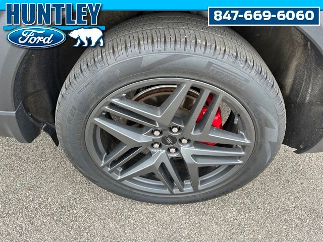 2025 Ford Explorer ST-Line SUV