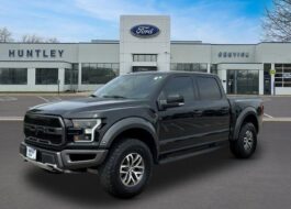 2017 Ford F-150 Raptor Truck SuperCrew Cab