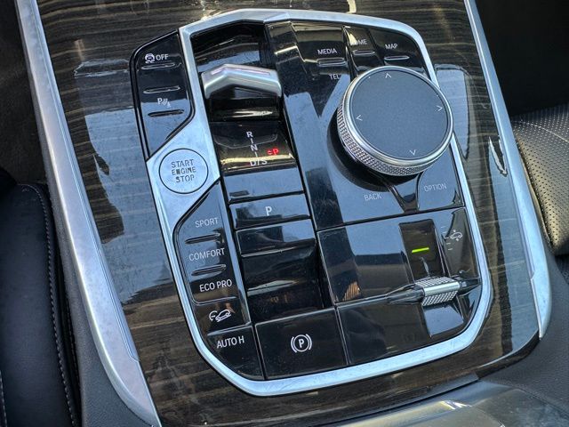 2024 BMW X7 xDrive40i SUV