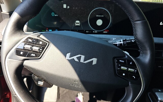 2023 Kia EV6 Wind SUV