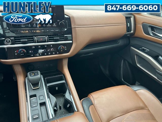 2024 Nissan Pathfinder Platinum SUV