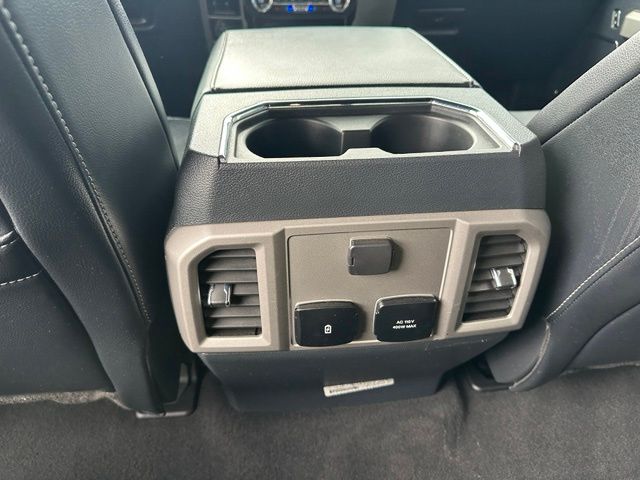 2022 Ford F-250 Lariat Truck Crew Cab
