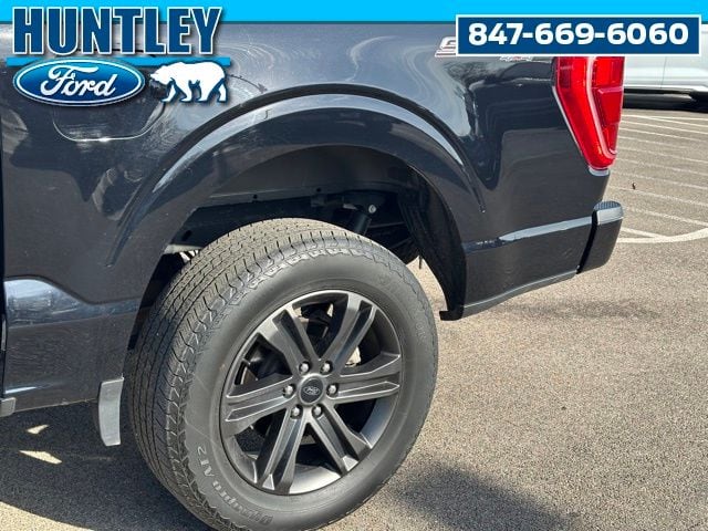 2022 Ford F-150 XLT Truck SuperCrew Cab