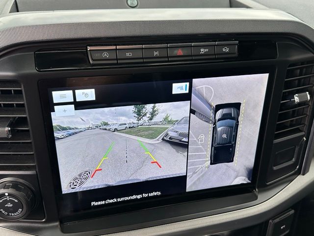 2023 Ford F-150 Raptor Truck SuperCrew Cab