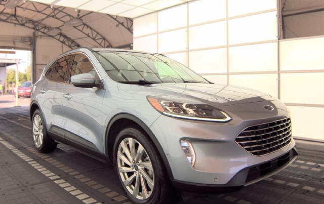 2022 Ford Escape Titanium SUV