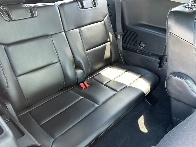 2023 Ford Explorer XLT SUV