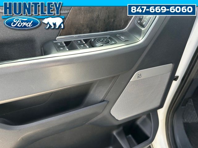 2023 Ford F-350 Lariat Truck Crew Cab
