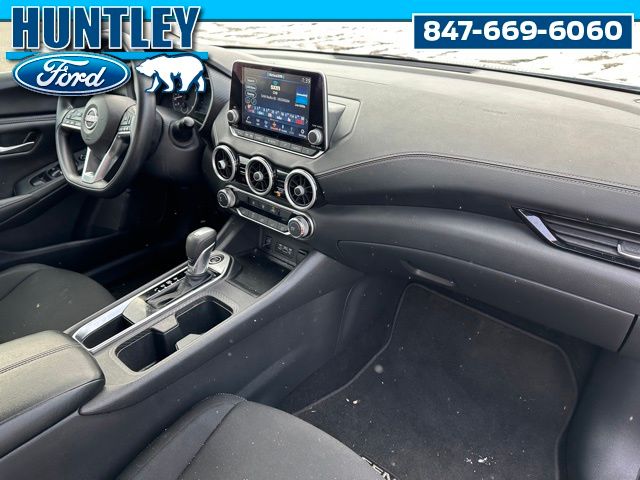 2025 Nissan Sentra SV Sedan