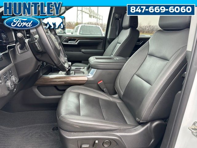 2022 Chevrolet Silverado 1500 LT Trail Boss Truck Crew Cab