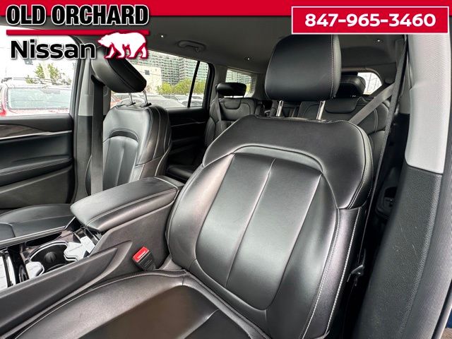 2023 Jeep Grand Cherokee Limited SUV